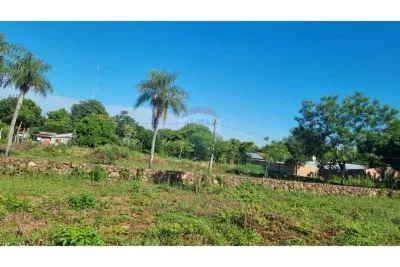 Terreno de 384m² en Venta en Ypané