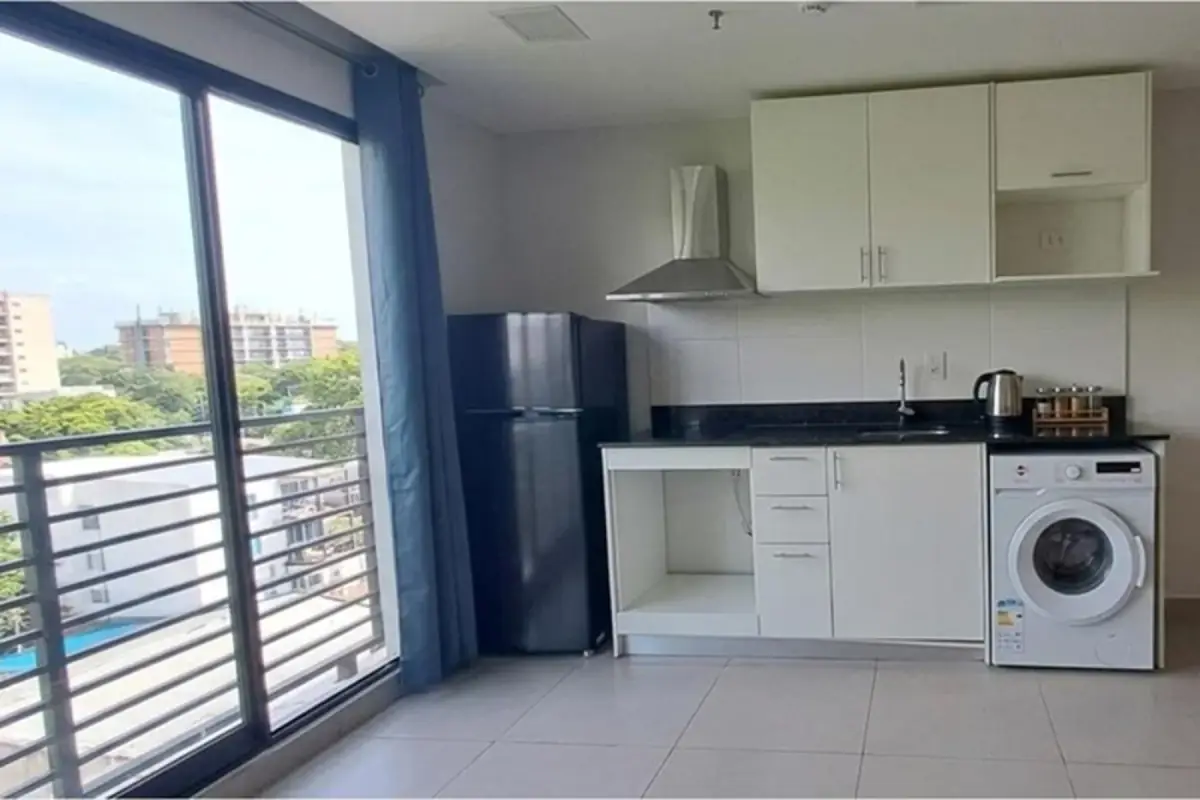 Monoambiente en Edificio Marsella, 34m², en Venta en Las Mercedes, Asunción - Image 5