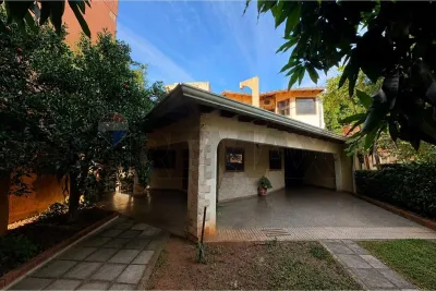 Casa de 6 dormitorios en Venta en San Juan, Fernando de la Mora