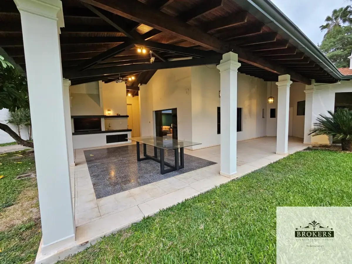 Casa de 5 dormitorios en Venta en Itá Enramada, Asunción - Image 20