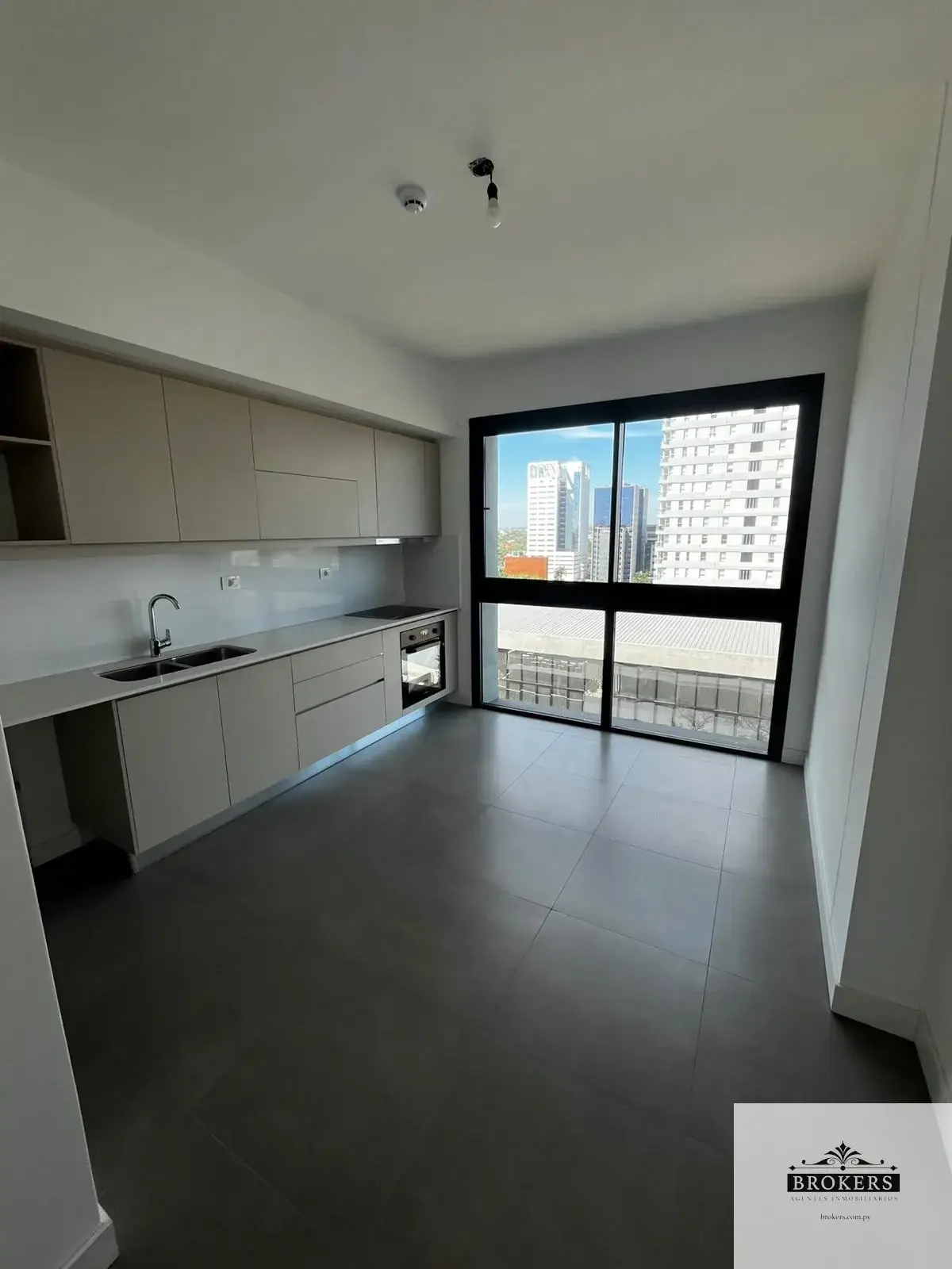 Apartamento de 3 quartos à venda em Las Lomas (Carmelitas), Assunção - Image 5