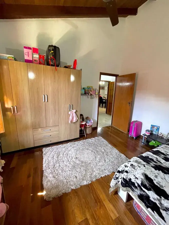 Casa de 4 quartos à Venda em Ytay, Assunção - Image 9