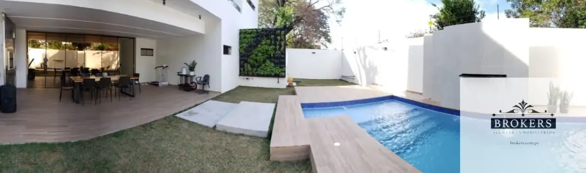 4-Bedroom House for Sale in Loma Merlo, Luque - Image 4