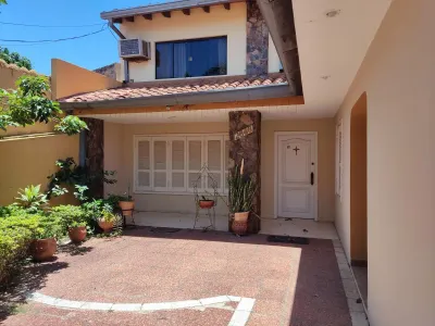 5-Bedroom House for Sale in Mburucuyá, Asunción