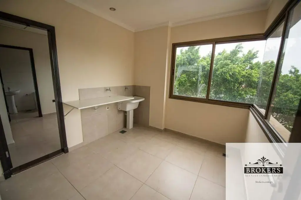 Apartamento de 3 quartos à Venda em Carmelitas, Assunção - Image 14