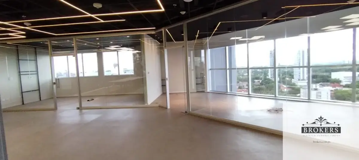 Espaço Comercial de 215m² para Aluguel em Ycuá Satí, Assunção - Image 3