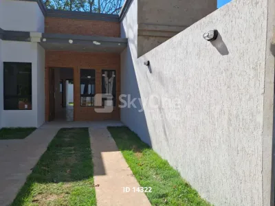 3-Bedroom House for Sale in Maramburé, Luque