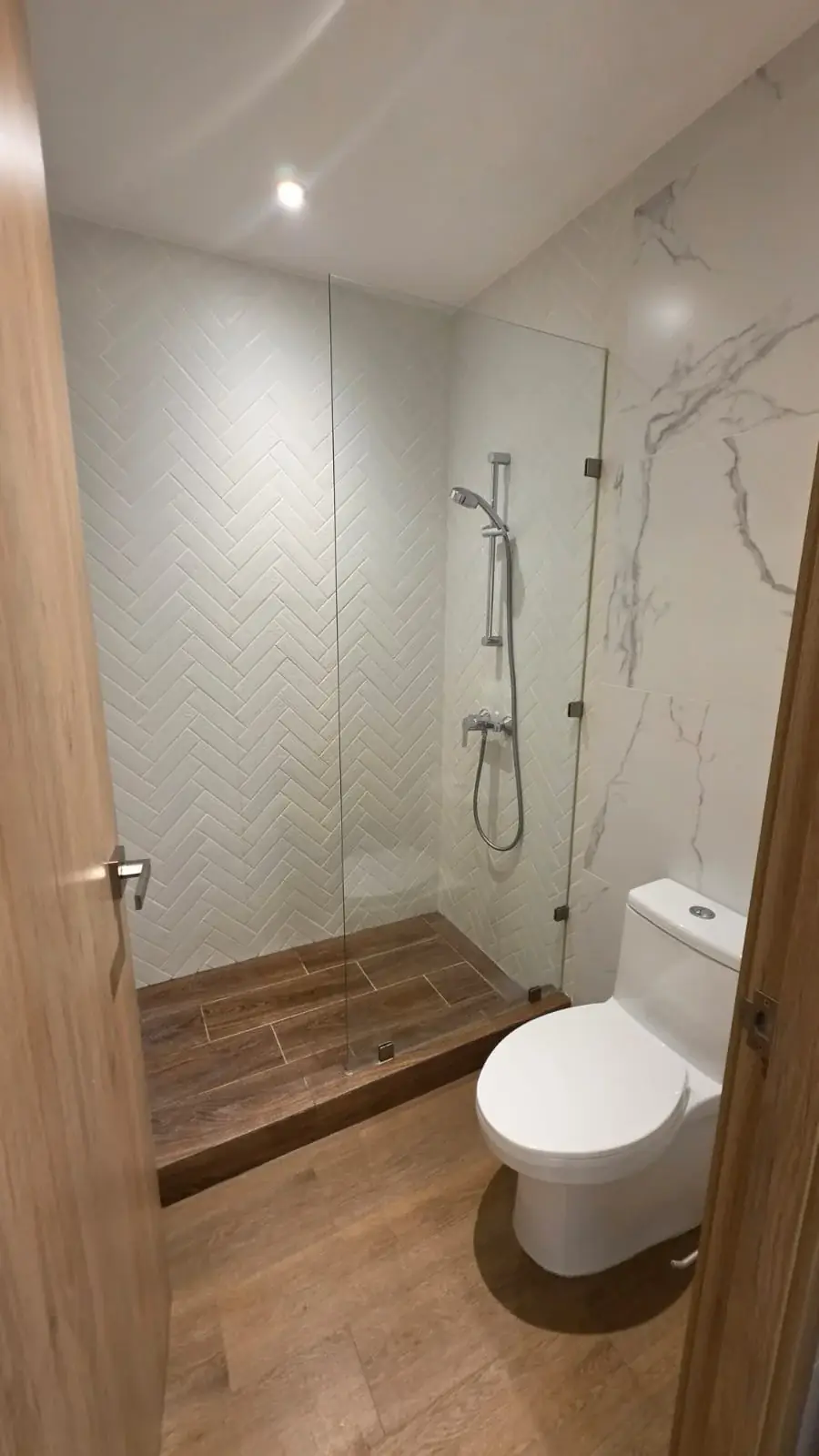 Apartamento de 3 quartos, 137.9m², para Aluguel na Zona 15, Cidade da Guatemala - Image 9