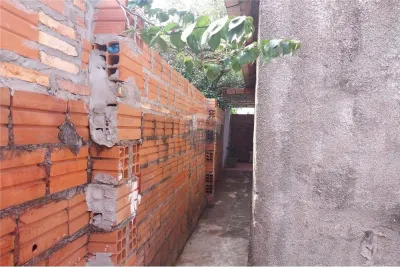 Casa de 1 dormitorio en Venta en Julián Augusto Saldívar