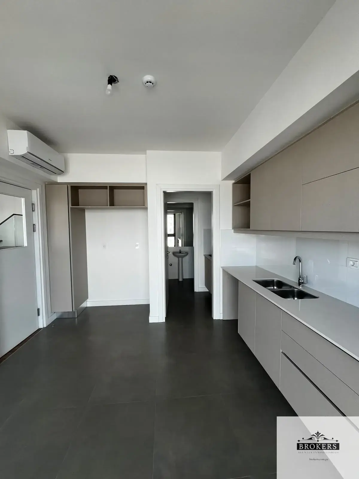 Apartamento de 3 quartos à venda em Las Lomas (Carmelitas), Assunção - Image 4