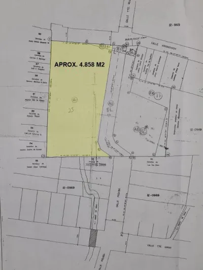4,858m² Land for Sale in Lambaré