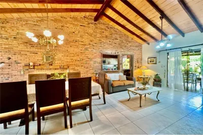 Casa de 3 quartos à Venda em Luque