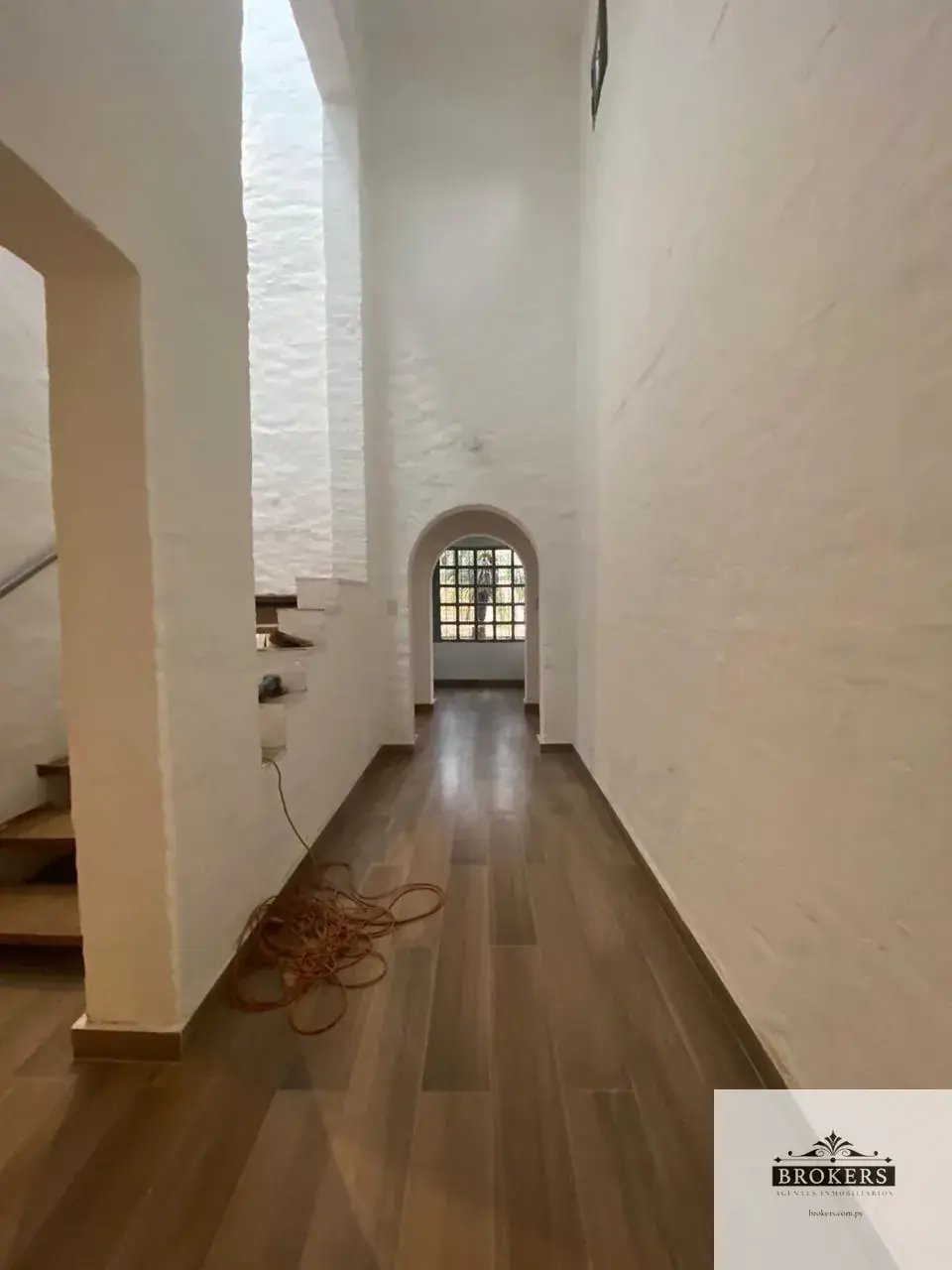 Local Comercial de 385m² en Alquiler en Mariscal Estigarribia, Asunción - Image 19