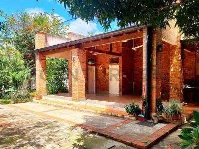 3-Bedroom House for Sale in Campo Grande, Luque - Image 3
