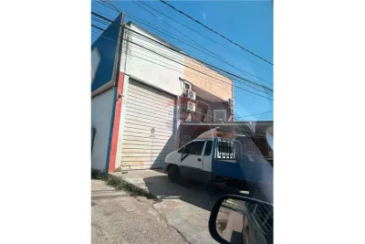Local Comercial de 910m² en Alquiler en San Lorenzo