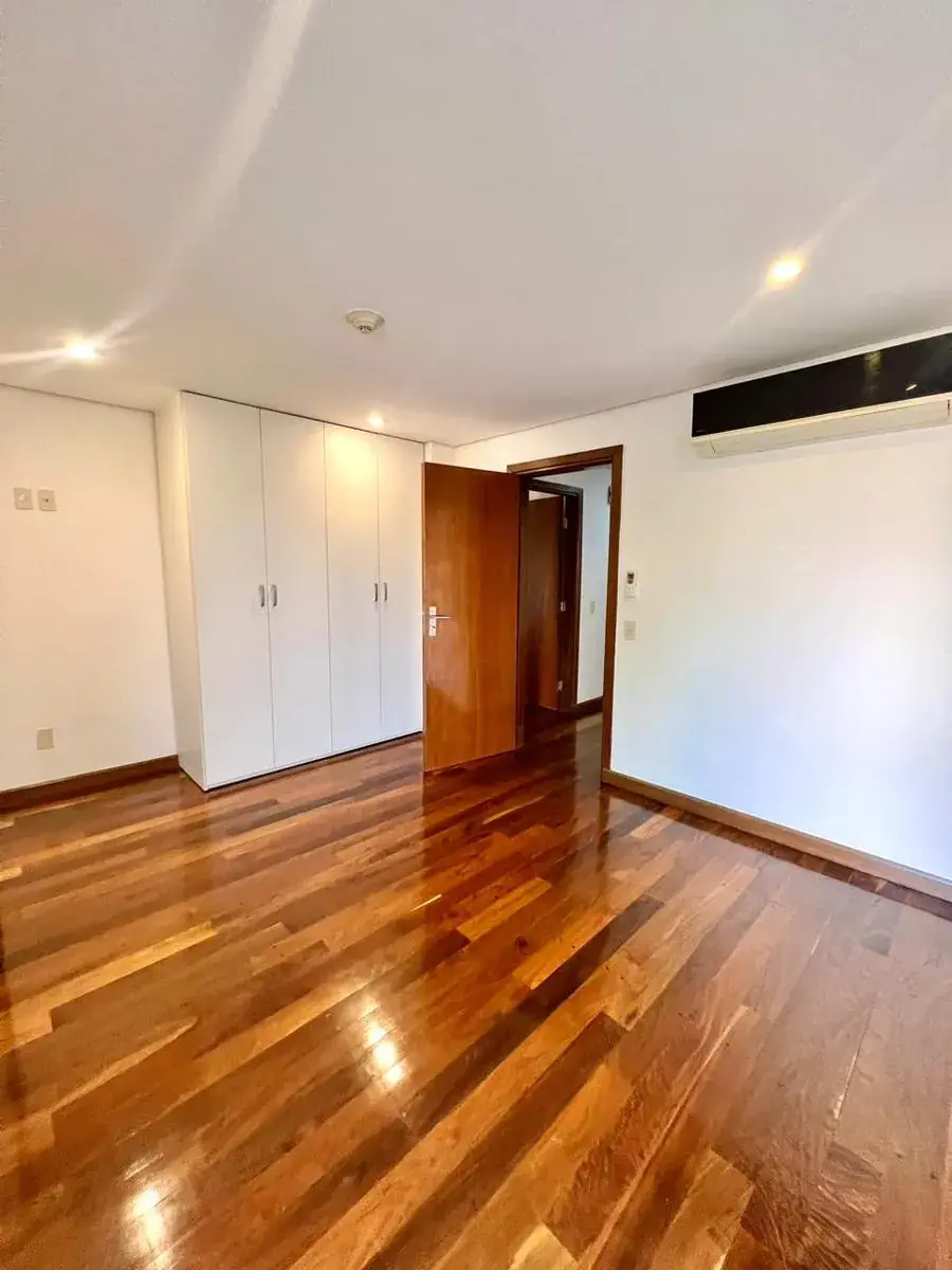 Departamento de 3 dormitorios en Venta en Recoleta, Asunción - Image 11