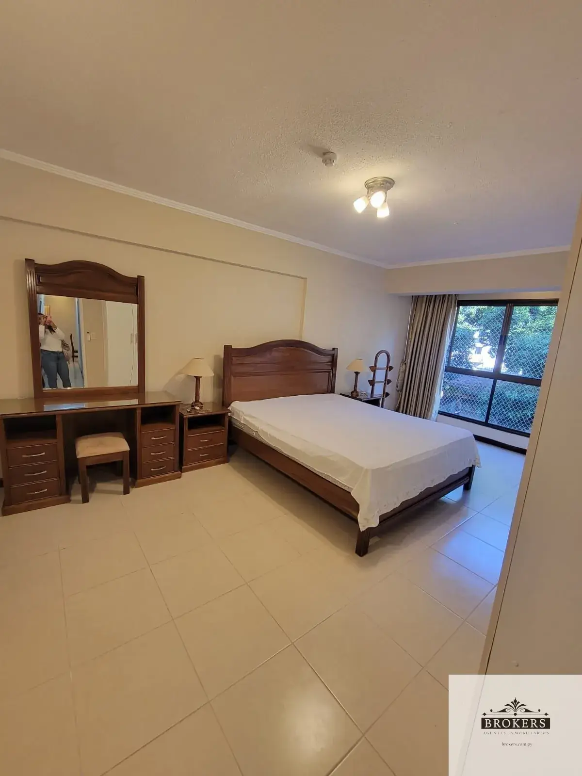 Departamento de 3 dormitorios en Alquiler en Virgen de la Asunción, Asunción - Image 14