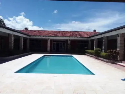 Terreno de 1,200m² en Venta en Itauguá