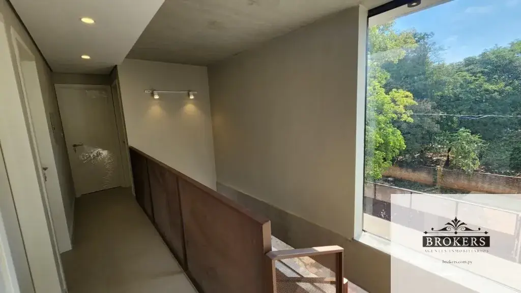 3-Bedroom House for Sale in Primer Barrio, Luque - Image 9