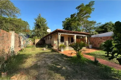 Casa de 2 dormitorios en Venta en Luque