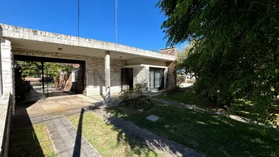 Casa de 4 dormitorios en Venta en Parque del Plata