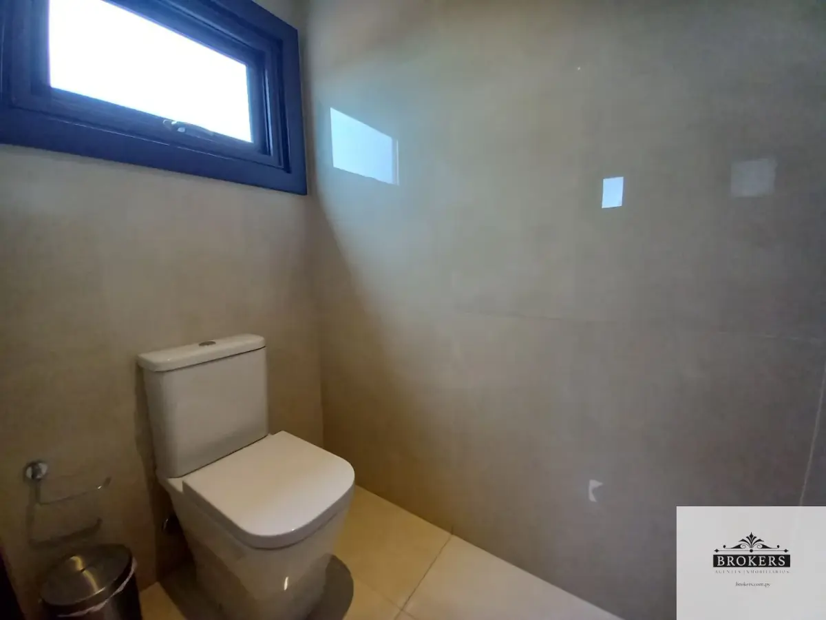 2-Bedroom Apartment for Rent in Madame Lynch, Asunción - Image 17