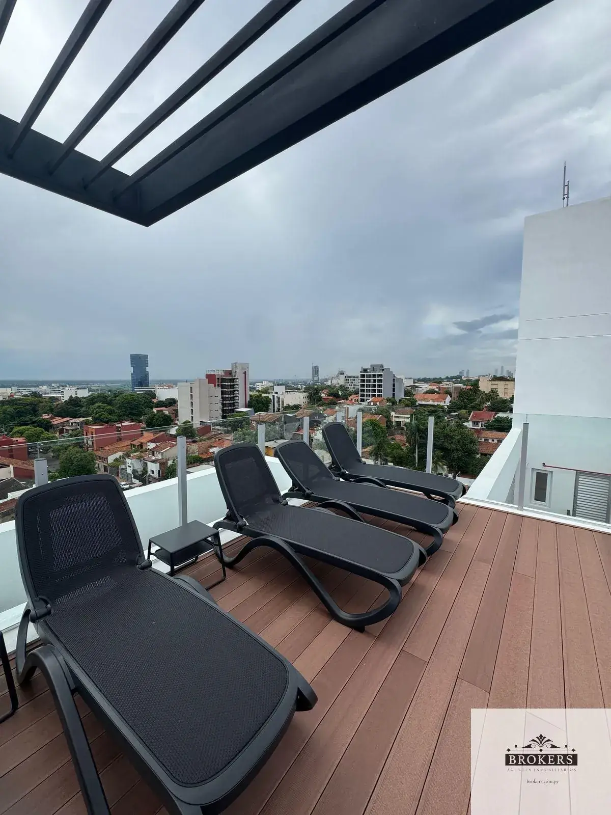 2-Bedroom Apartment for Sale in Jara, Asunción - Image 10