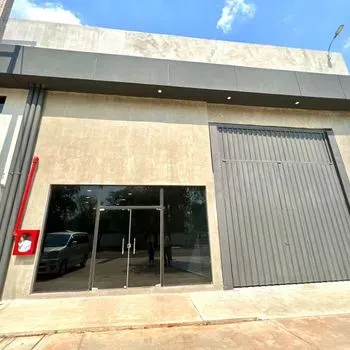 Depósito de 330m² en Alquiler en Central, Mariano Roque Alonso