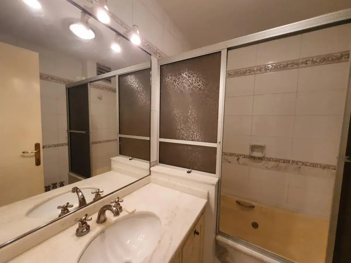 2-Bedroom Apartment for Sale in Carmelitas, Asunción - Image 20