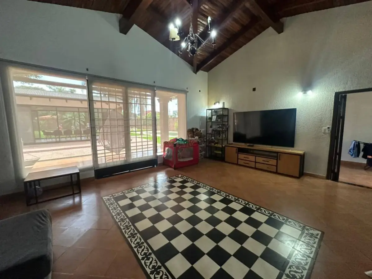 Casa de 5 quartos para Aluguel em Villa Ofelia, Fernando de la Mora - Image 9
