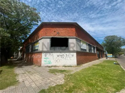 Commercial Space of 3,136m² for Sale in Tres Ombúes Pueblo Victoria, Montevideo