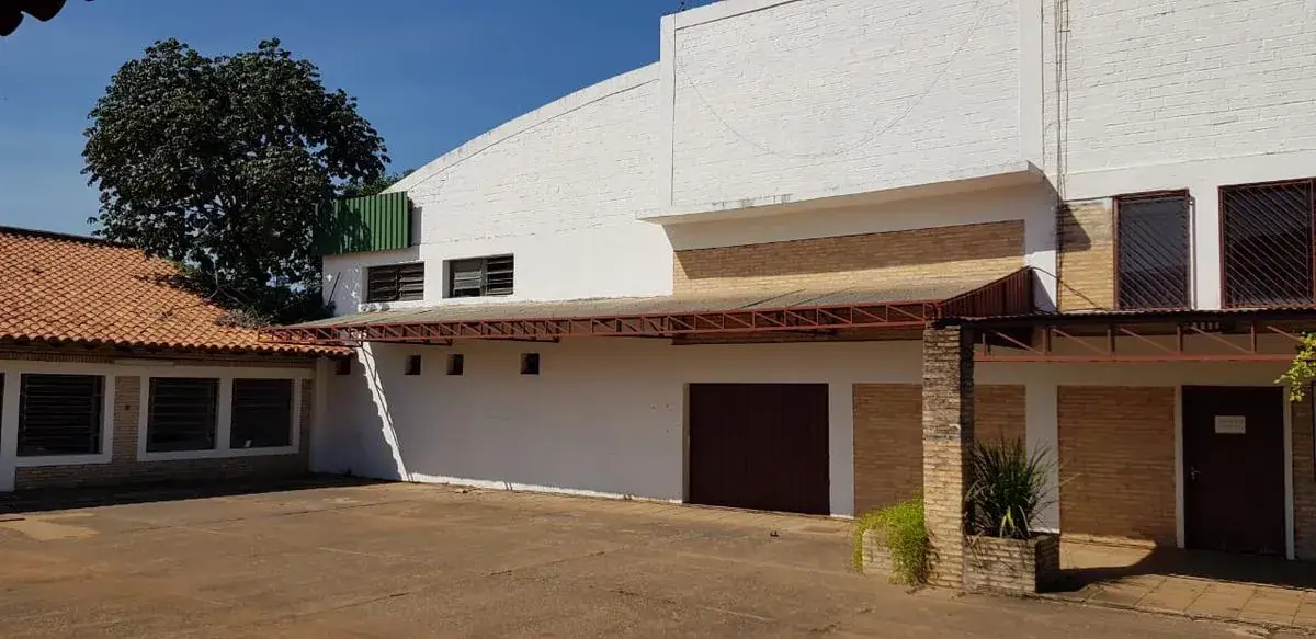 Local Comercial de 3,040m² en Alquiler en Kokué Guasú, Fernando de la Mora - Image 2