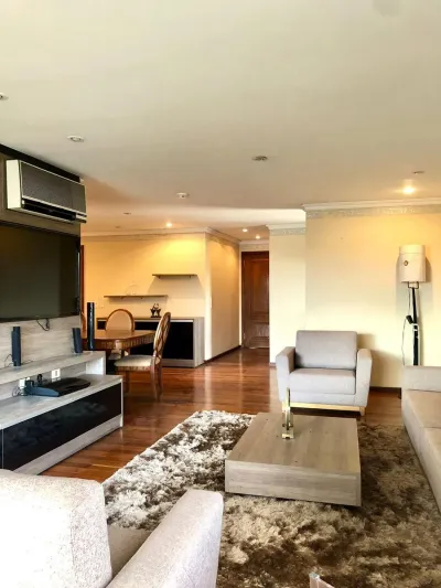 3-Bedroom Apartment for Sale in Las Mercedes, Lambaré