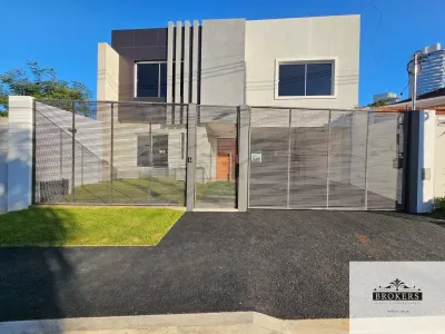 Casa de 5 dormitorios en Venta en Mburucuyá, Asunción