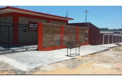 Local Comercial de 200m² en Venta en Segundo Barrio, Luque