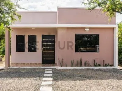 Casa de 2 quartos à Venda em Kennedy, Capiatá