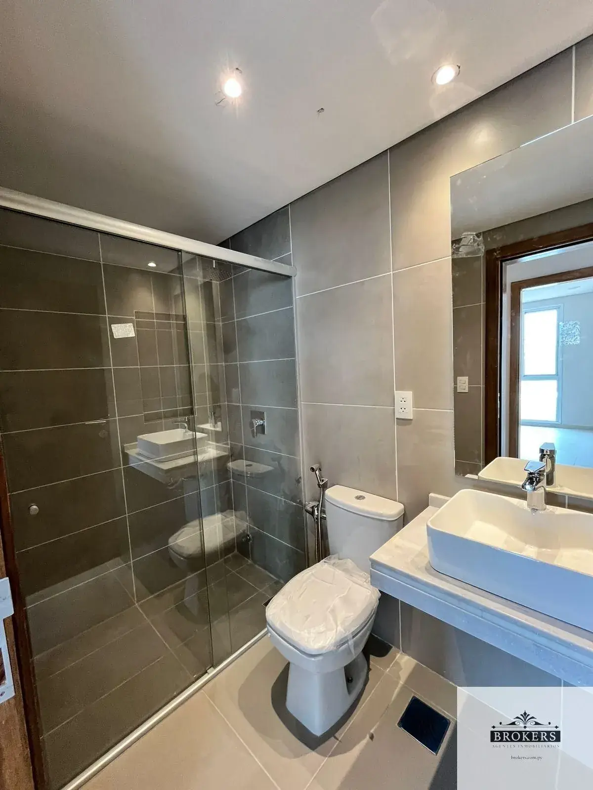 Departamento de 2 dormitorios en Venta en Carmelitas, Asunción - Image 15