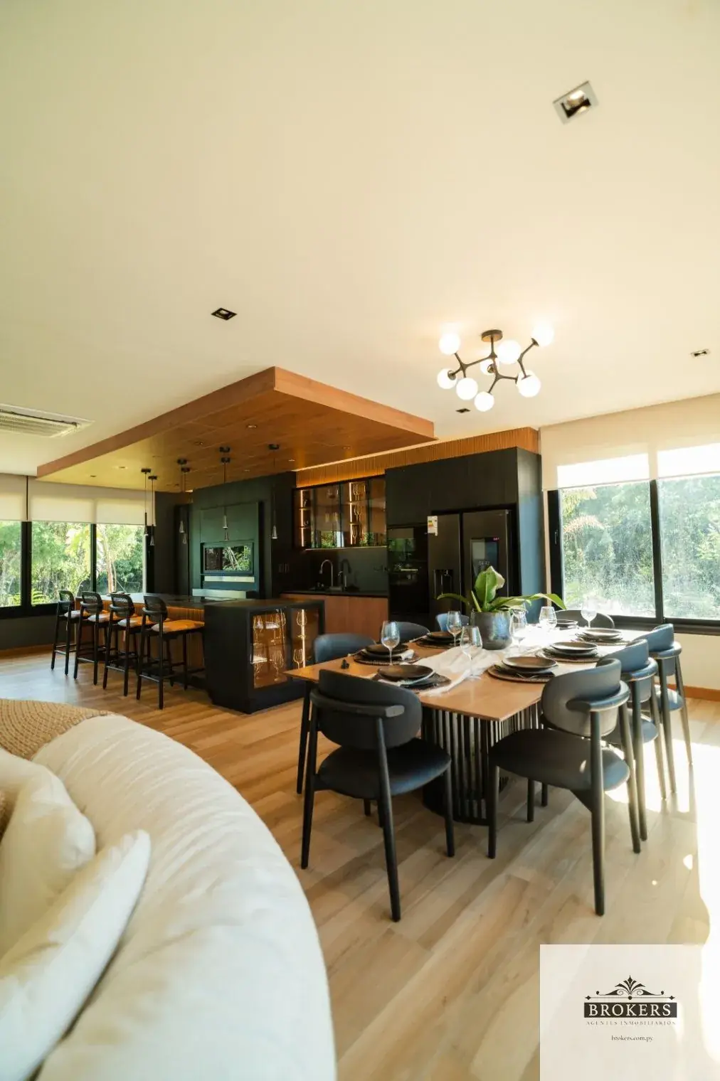 5-Bedroom House for Sale in Cristobal Colon, San Bernardino - Image 15