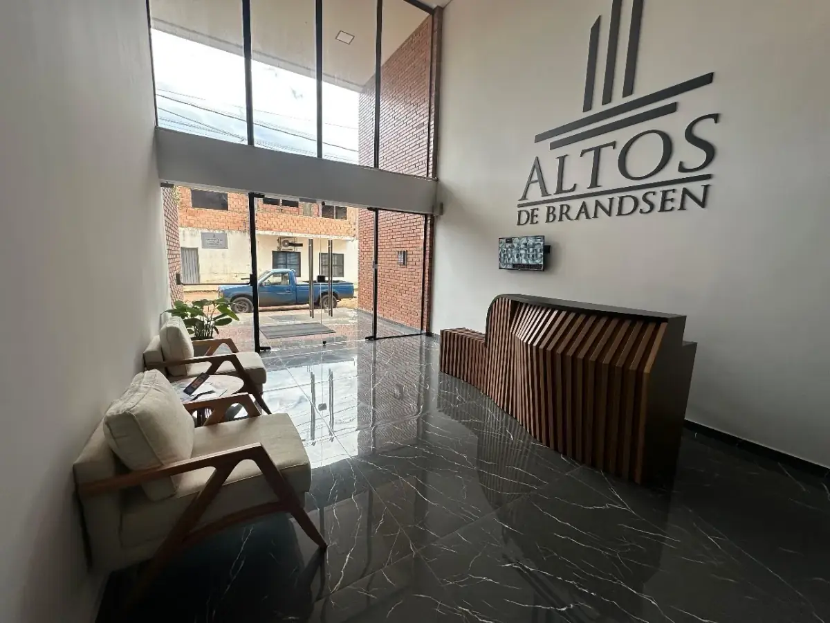 Departamento de 2 dormitorios en Venta en San Isidro, San Lorenzo - Image 3