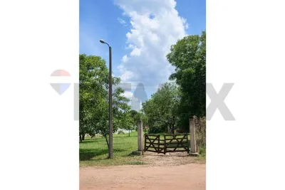 Terreno de 1,395m² en Venta en Yaguareté Corá, Luque