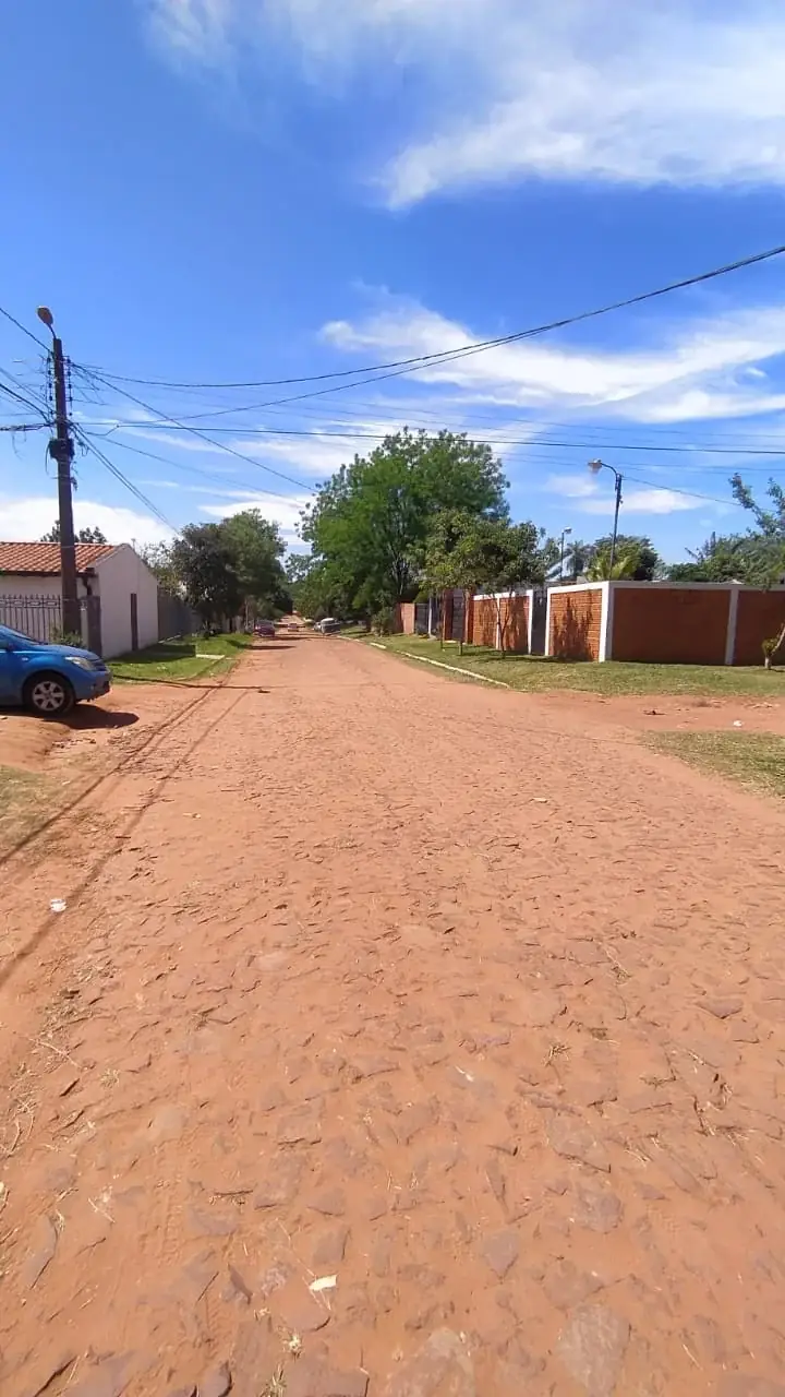 Terreno de 418m² à Venda em Capiatá - Image 5