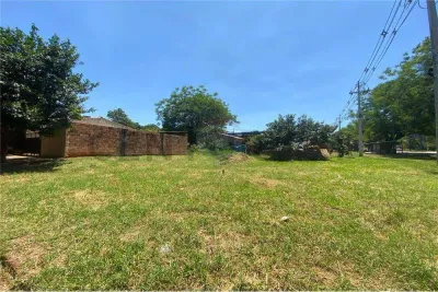 Terreno de 360m² en Venta en Areguá