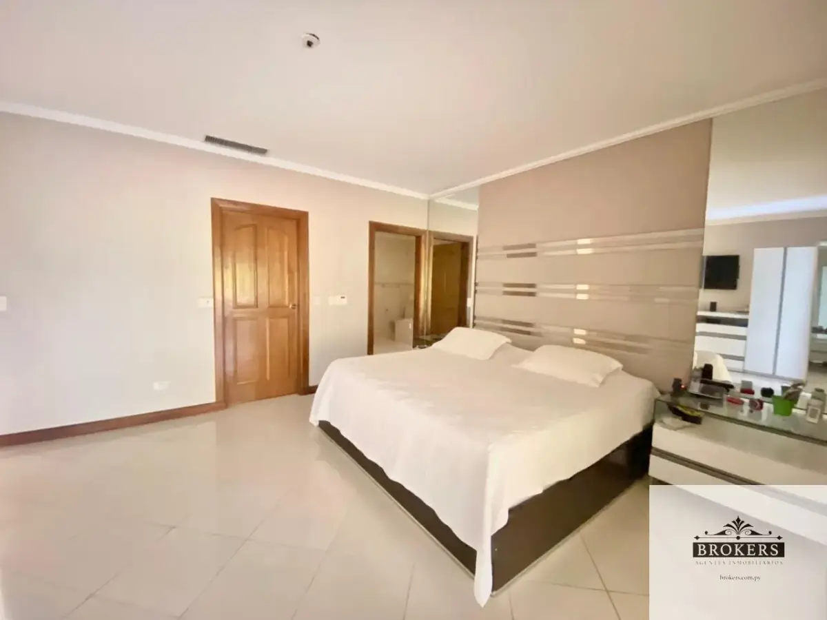 Casa de 4 quartos para Aluguel em Parques del Yatch, Lambaré - Image 16