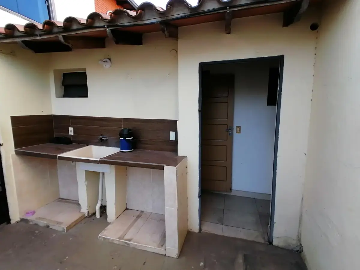 2-Bedroom House for Sale in Obrero, Lambaré - Image 8
