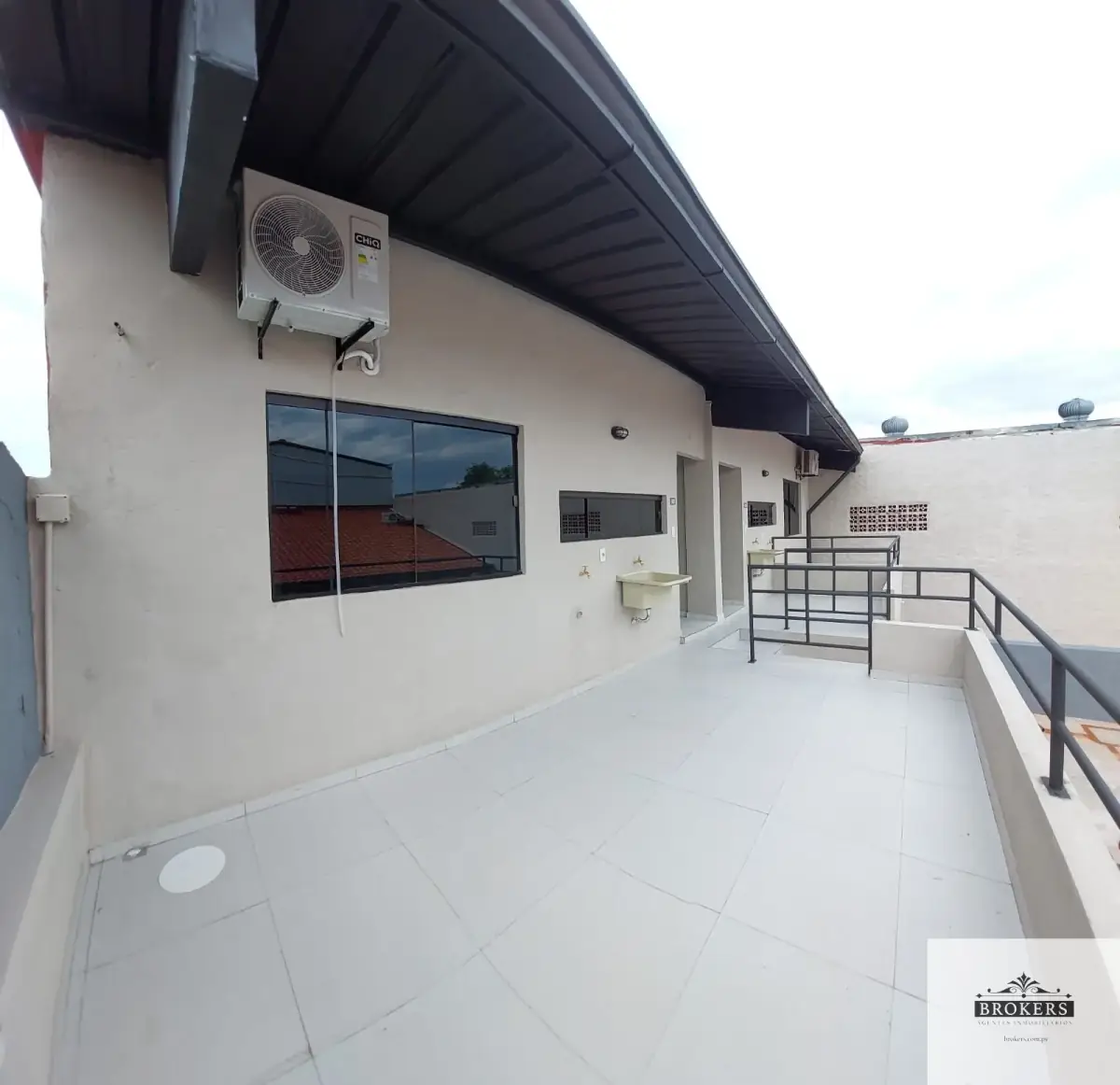 Departamento de 2 dormitorios en Alquiler en Ycuá Satí, Asunción - Image 15