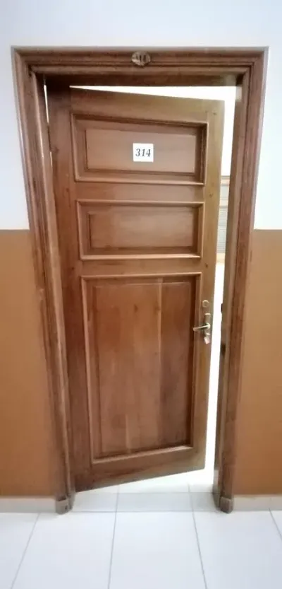 Oficina de 18m² en Alquiler en La Encarnación, Lambaré