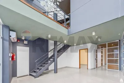 Local Comercial de 400m² en Alquiler en Ycuá Satí, Asunción