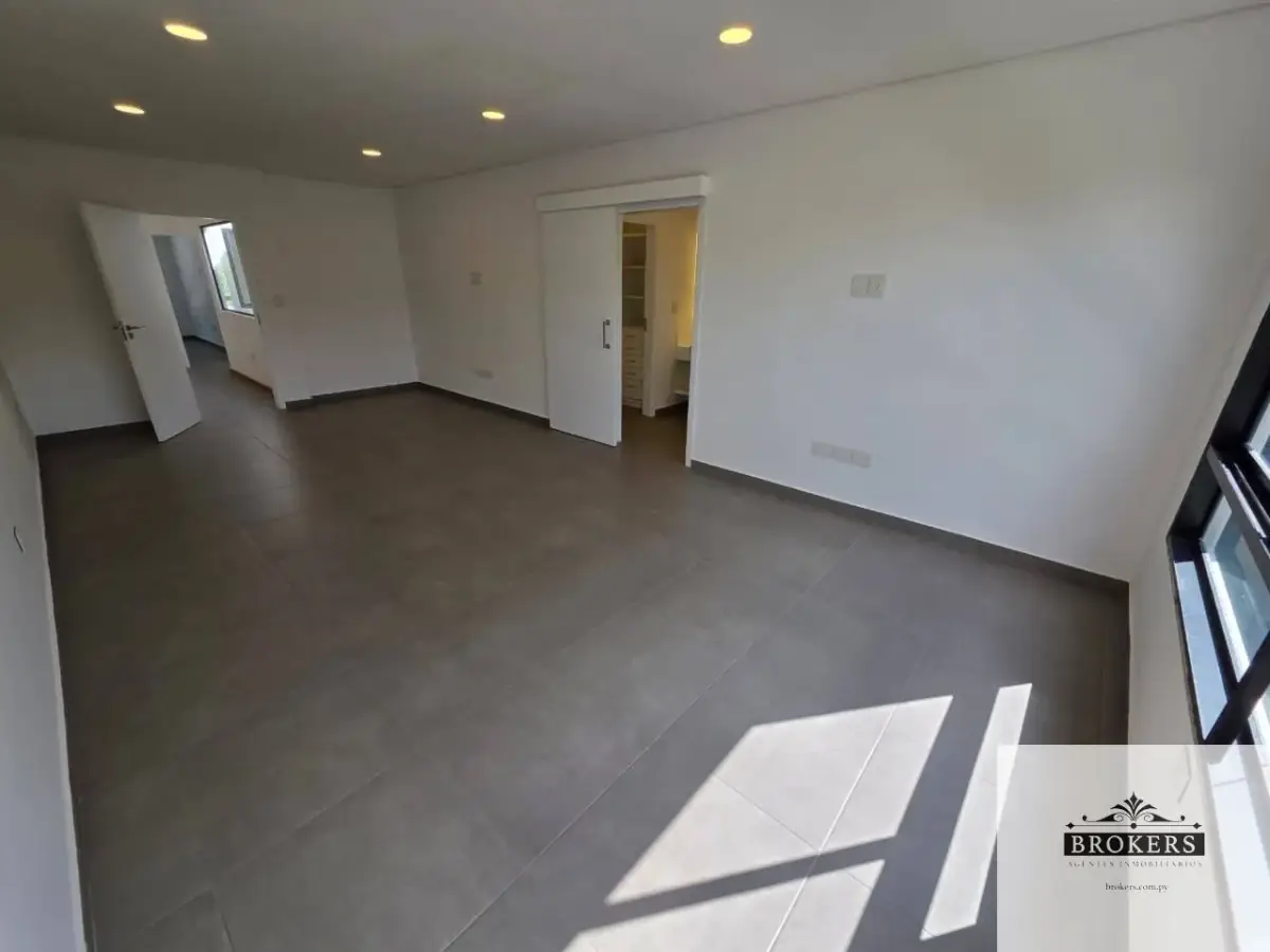 3-Bedroom House for Sale in Primer Barrio, Luque - Image 17