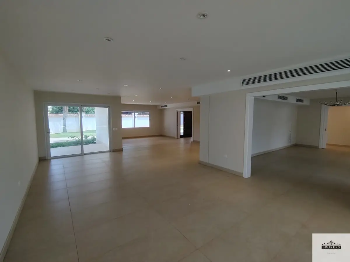 Casa de 5 dormitorios en Alquiler en Mariscal Estigarribia, Asunción - Image 18
