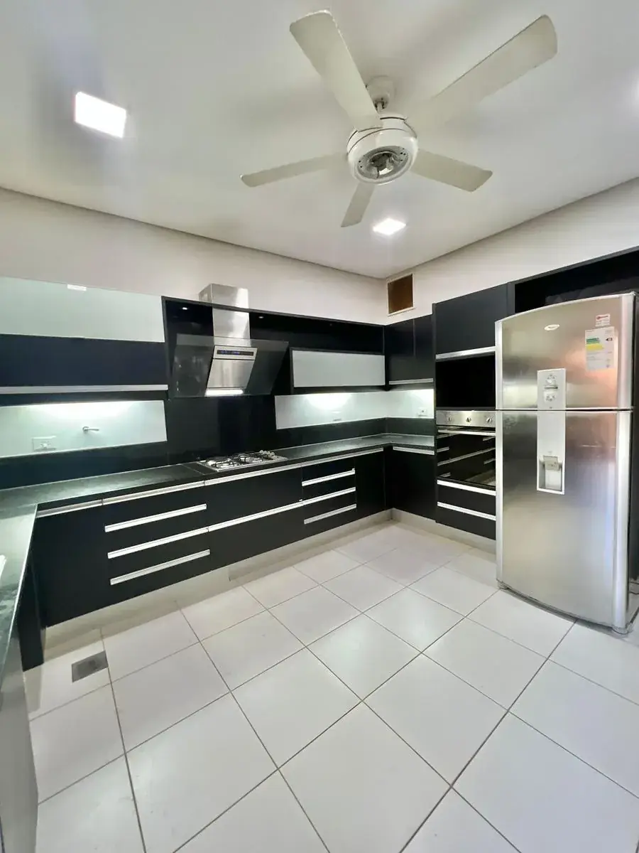 Casa de 5 dormitorios en Venta en Mburicaó, Asunción - Image 10
